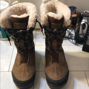BearPaw Desdemona Rain/snow boots
